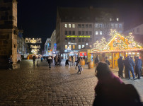 독일 뉘른베르크 거리 크리스마스 풍경